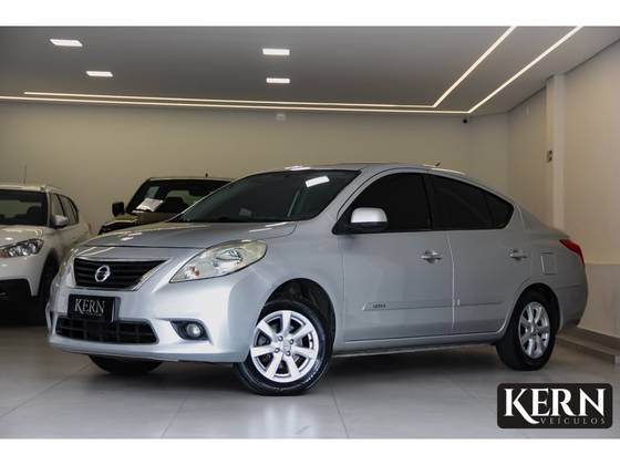 NISSAN VERSA 1.6 16V FLEX SL 4P MANUAL NISSAN VERSA 1.6 16V FLEX SL 4P MANUAL